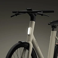 Rear view of the bicycle with the range light attached to the back part of the frame.